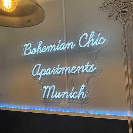 Bohemian Chic Selfie - Station *