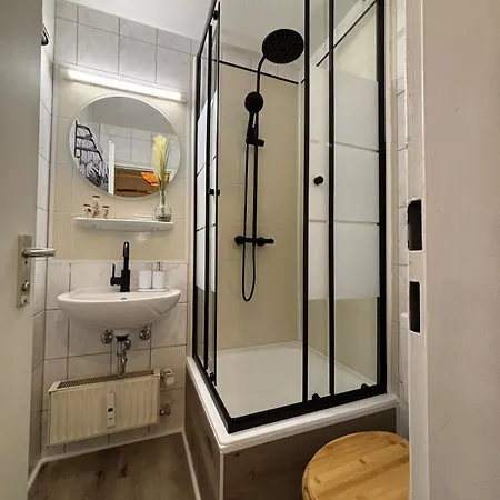 Bohemian Chic Selfie - Station Apartment Munich