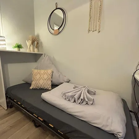 Bohemian Chic Selfie - Station Apartment Munich